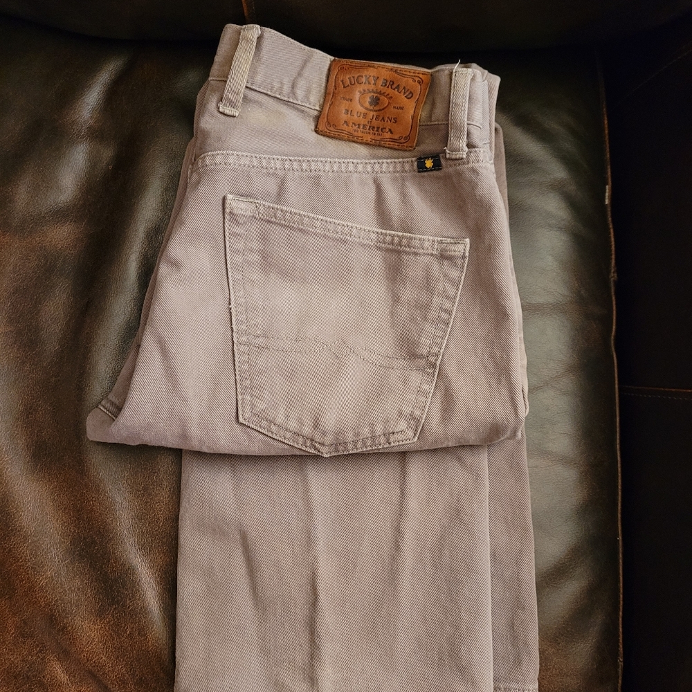 Lucky Brand Jeans 221 Original Straight
